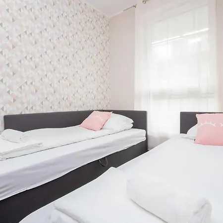 Two-bedroom Old Town Walowa By Renters Lejlighed